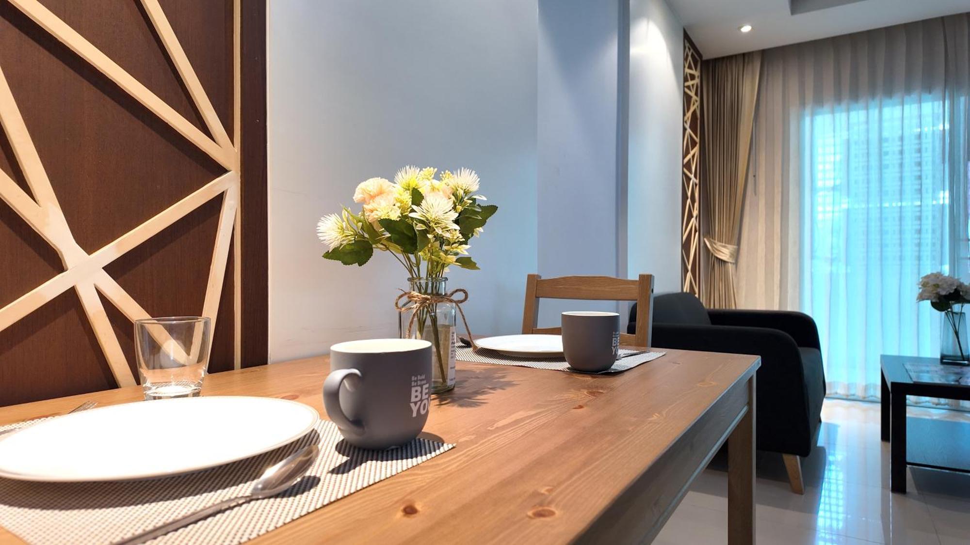 Charan Tower Residences By Aspira Bangkok Kültér fotó